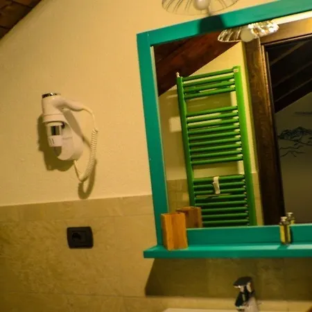 Les Vrais Rayons Guest house